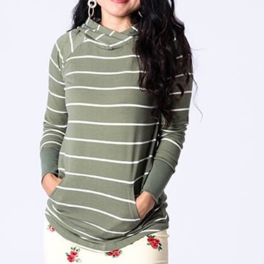 LuLaRoe Amber hoodie - Large - Picture 12 of 13